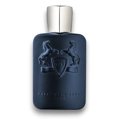 Ένα μπλε μπουκάλι αρώματος του οίκου Parfums de Marly