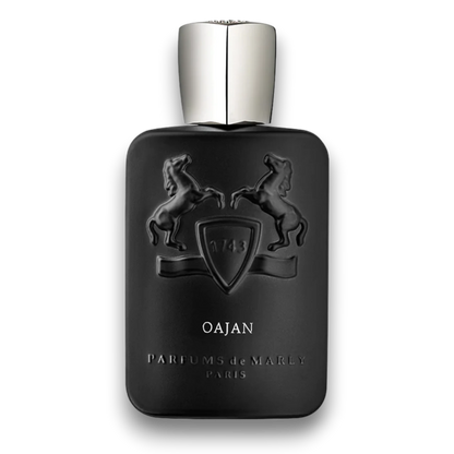 Ένα μαύρο μπουκάλι αρώματος του οίκου Parfums de Marly